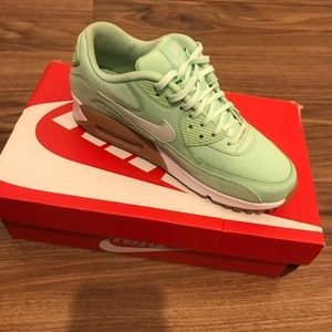 Nike Air Max 90